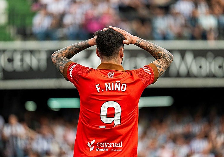 El Burgos CF despierta del sueño tras salir derrotado en su visita al CD Castellón